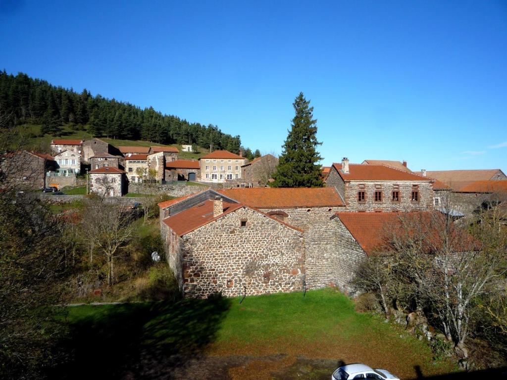 Le Gite Du Velay Bains Dış mekan fotoğraf